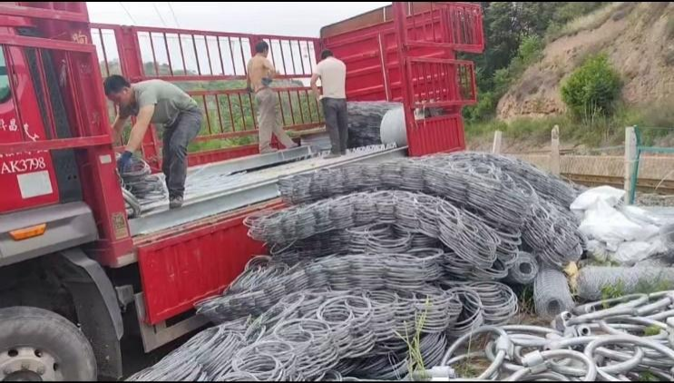 image.png 工程建材高空运输载重无人机